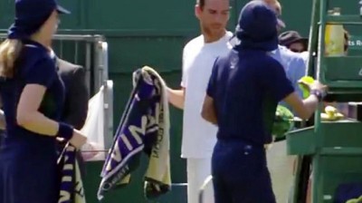 Adrian Mannarino contra los recogepelotas - INCREIBLE