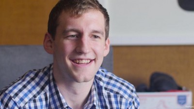 La broma de Bobby Jones a Cody Zeller