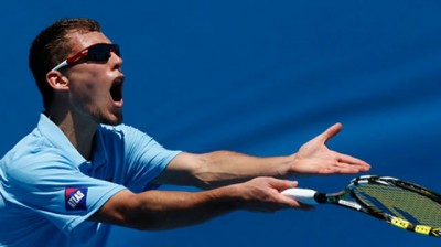 Jerzy Janowicz loses match after three code violations