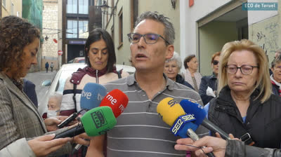 Las familias de los usuarios del centro de día de Cruz Roja exigen que no se cierre y defienden la gran labor del mismo