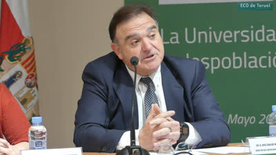 La UNED Teruel celebro su solemne apertura de Curso