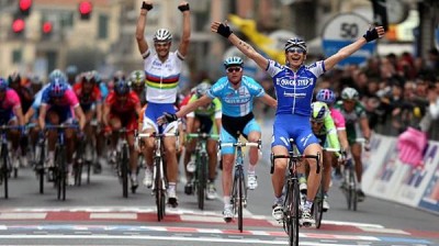 Unbeatable Mark Cavendish in Milan-San Remo