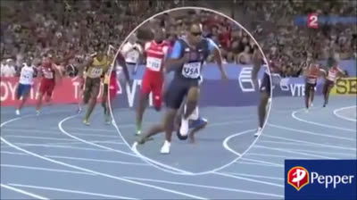 Caídas y momentos graciosos en carreras de relevos!