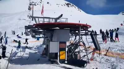 The crazy ski-lift