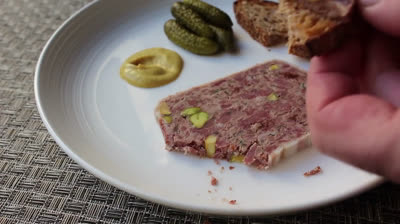 How to make a Country-Style Pâté?