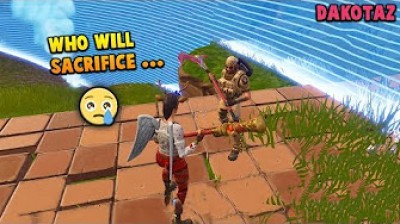 Dakotaz and a random player stay peaceful until the last second